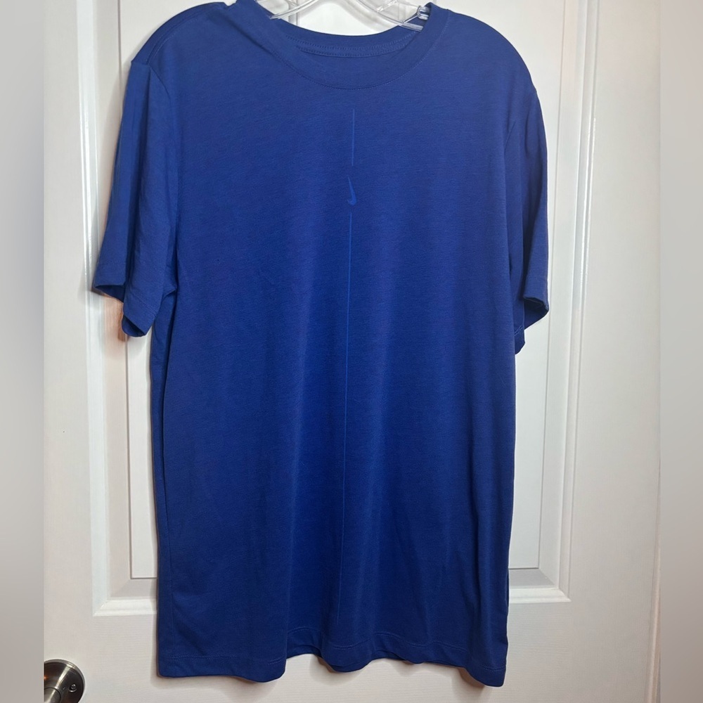 EUC Nike Men's Short Sleeve Crew Tee - Royal/Blue size M